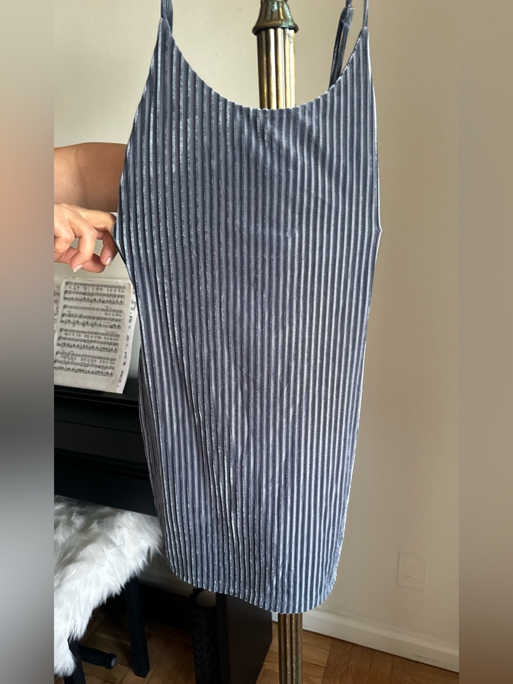 Women's Ribbed Velvet Midi Skirt - Gray